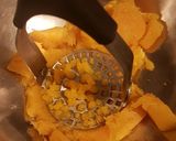 Une image de l'étape 1 de Pain maison à la citrouille et flocon d'avoine.