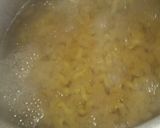 A picture of step 2 of Masala macroni.