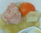 Foto langkah ke 2 dari resep MPASI 7M+》Kentang kukus ayam giling.