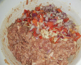 Foto del paso 1 de la receta: Hamburguesa rellena con queso