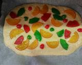 Foto del paso 15 de la receta Coca de brioche con frutas confitadas y piñones