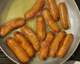 A picture of step 3 of Spaghetti & Sausage.