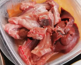 Foto del paso 1 de la receta: Guiso de Conejo con Chalotas y Patatas