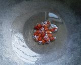 A picture of step 1 of Simple Upma.