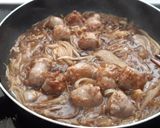 Foto del paso 3 de la receta: Espaguetis con butifarra al Pedro Ximénez y cebolla caramelizada