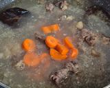 Foto langkah ke 3 dari resep Sop Iga Berempah.