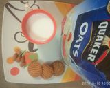 A picture of step 1 of Biscuit shake.