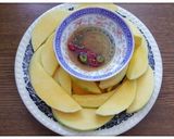 Hình bước làm 3 của món Xoài chấm Mắm đường