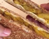 Foto langkah ke 6 dari resep Banana Sandwich Simple dan Mudah.