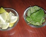 A picture of step 1 of Mojito.