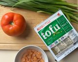 A picture of step 1 of Vietnamese Tofu Chive Soup.