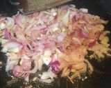 A picture of step 3 of Garlic Mushroom.