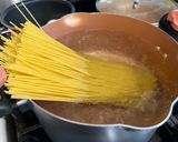 A picture of step 1 of Corned Beef Spaghetti.