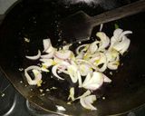 A picture of step 9 of Hakka noodles.
