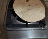 गेहूँ ज्वार की रोटी (gehu jowar ki roti recipe in Hindi) रेसिपी चरण 6 फोटो