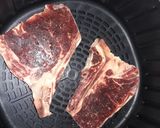 Foto langkah ke 1 dari resep Airfryer Frozen Steak #ketofriendly.