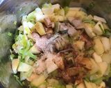 Póréhagyma-krémleves recept fázis 1 fotója