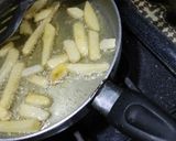 A picture of step 6 of Apple fries with tea.