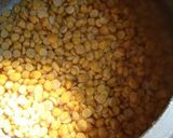 A picture of step 1 of Chana dal chat.