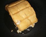 A picture of step 3 of Toasted Bread With Eggs and grilled Chicken.