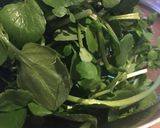 A picture of step 1 of Watercress and cobnut pesto.