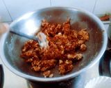 A picture of step 2 of ક્રિસ્પી કરારે તલના લાડુ.