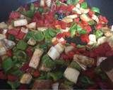 Foto del paso 2 de la receta: Salteado de gambitas con verduras
