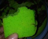 Foto langkah ke 8 dari resep Bolu pandan santan lembut banget.