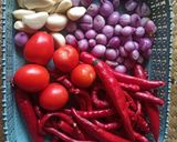 Foto langkah ke 1 dari resep Bumbu Dasar (Putih,Kuning,Merah).