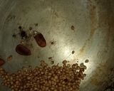 A picture of step 6 of Barb' q dhuwan qeema.