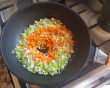 Foto del paso 3 de la receta: Arroz saborizado con pulpito 🐙y camarones