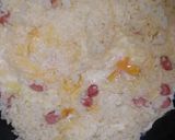 Foto del paso 3 de la receta: Arroz a la cubana con huevo, leche y salchichas