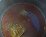 A picture of step 3 of Cinnamon and Turmeric Iced tea.