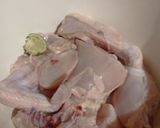 Foto langkah ke 1 dari resep Ayam Penyet Surabaya.