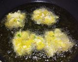 Foto langkah ke 3 dari resep Dadar Jagung Kriuk.