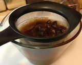 A picture of step 2 of Pyaz imli ki chutney.