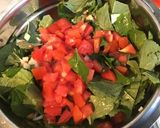 Une image de l'étape 13 de Salade de brede mafane au céleri,carottes,pois chiches, tomates et oignon.