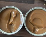 A picture of step 3 of Salted caramel torte.