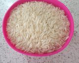 A picture of step 1 of Beef stroganoff with rice.