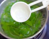 A picture of step 2 of Palak Paneer.