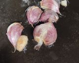 Foto del paso 1 de la receta Pollo al ajillo