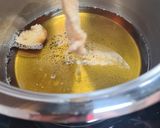 Foto del paso 9 de la receta: 30. Pechuga de pollo empanada