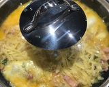 A picture of step 3 of Veggies & Bacon Omelet 🧀🍳🥓.