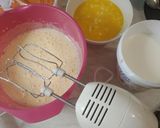 Karamellával töltött barackos muffin recept fázis 2 fotója