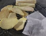 Foto langkah ke 1 dari resep Teh Jahe Serai.