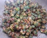 भिंडी की सब्जी (bhindi ki sabzi recipe in Hindi) रेसिपी चरण 3 फोटो