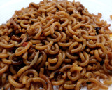 Foto del paso 5 de la receta: Fideuà de ajo negro