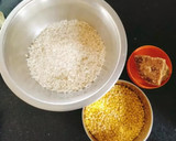 A picture of step 1 of Chakkara pongal 😋😋.