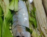 Gambar langkah 2 resipi Ikan Kukus dan kawan2nya 😊.