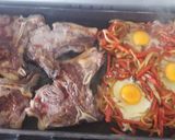 Foto del paso 5 de la receta: Chuletas a la plancha con guarnición 😍😍